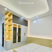 Bán nhà mặt đường trước nhà rộng hơn 10m, hẻm 8m ô tô tránh nhau, Lê Văn Quới, 8,8 tỷ